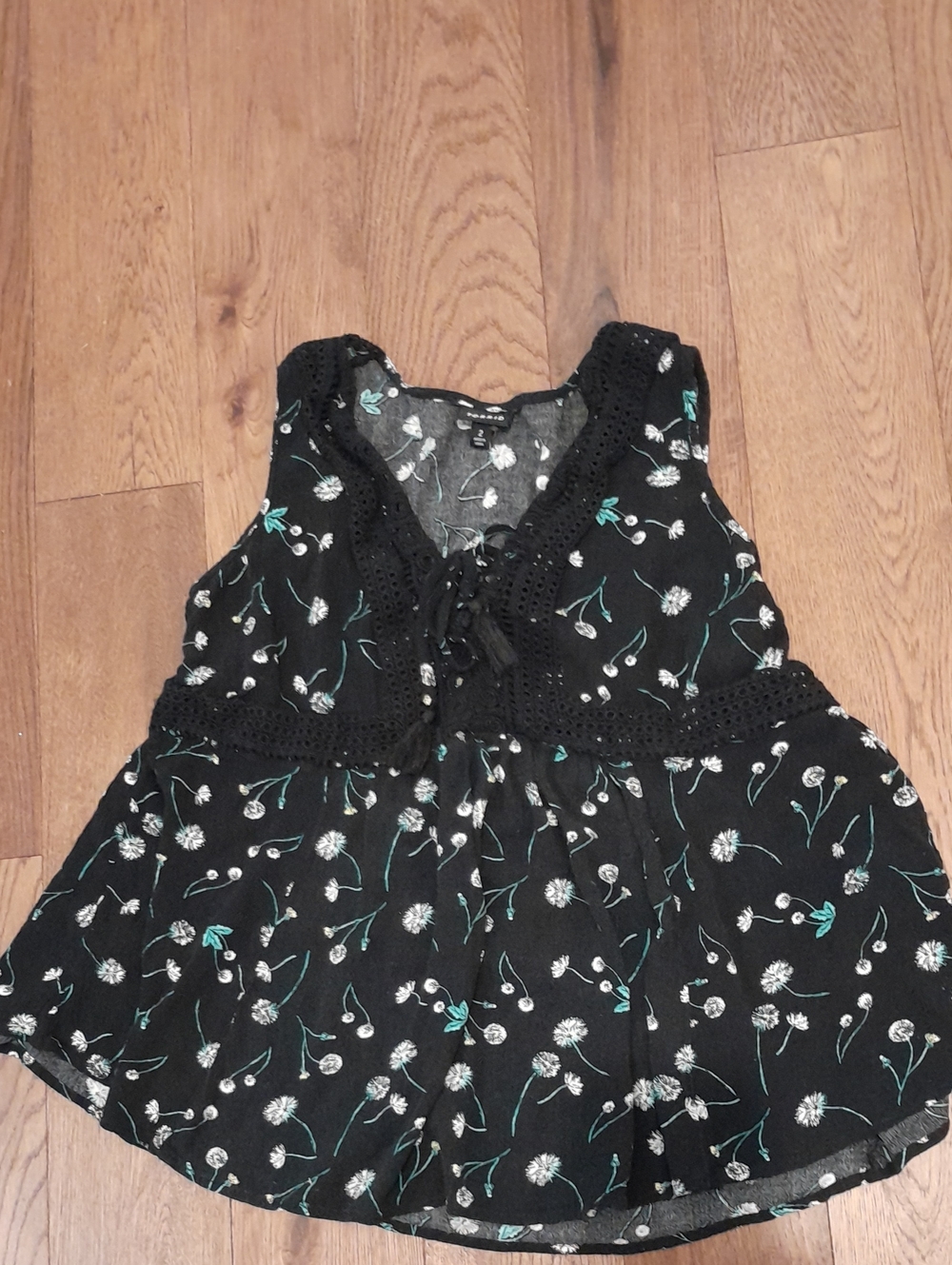 Torrid Sleeveless Black Floral Tie-Front Top